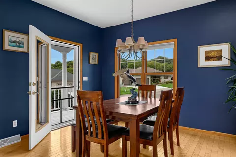 Entry Way - 100 Calla, Onalaska, WI 54650 photo 3 of 4