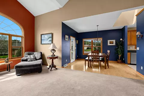 Living - 100 Calla, Onalaska, WI 54650 photo 2 of 4