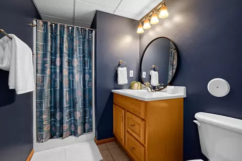 Bath - 100 Calla, Onalaska, WI 54650 photo 5 of 5