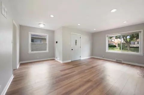 4366 N 67th, Milwaukee, WI 53216