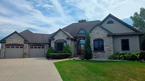 833 Clover, Sheboygan Falls, WI 53085