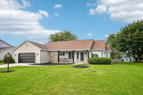4035 S Avon, New Berlin, WI 53151