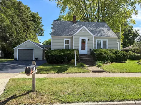 509 Lake, Fond Du Lac, WI 54937