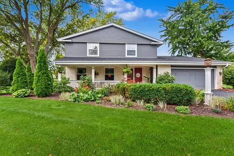 3250 W Rochelle, Glendale, WI 53209