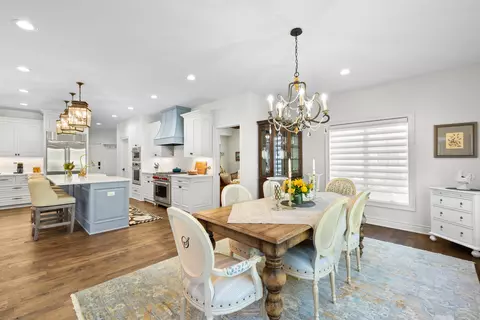 Dining - 1620 Yardley, Summit, WI 53066 photo 2 of 3