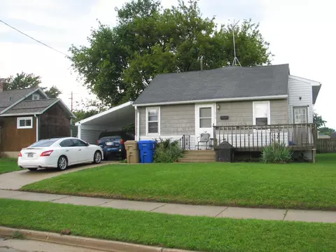 5318 65th, Kenosha, WI 53142