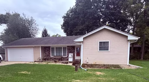 29407 Hickory, Waterford, WI 53185
