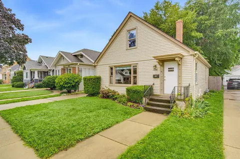 804 Cleveland, Racine, WI 53405