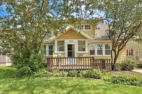 7825 17th, Kenosha, WI 53143