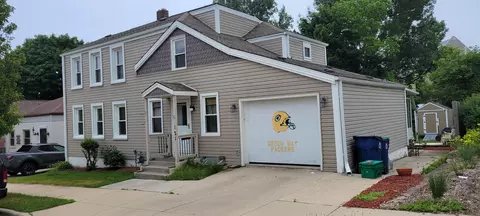 121 E Woodruff, Port Washington, WI 53074
