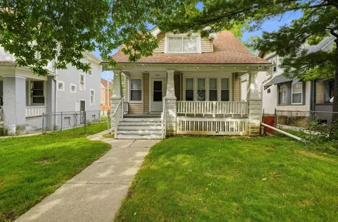 2757 N 38th, Milwaukee, WI 53210