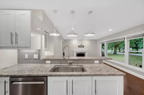 Kitchen - 7125 N Longacre, Fox Point, WI 53217 photo 3 of 10