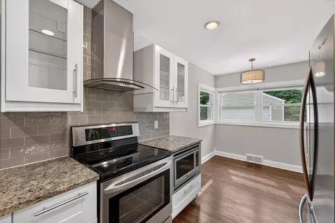 Kitchen - 7125 N Longacre, Fox Point, WI 53217 photo 2 of 10