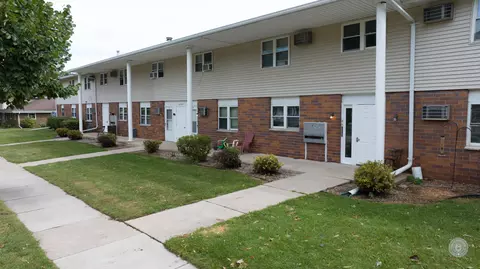 2730 S Walden, Appleton, WI 54915 photo 2