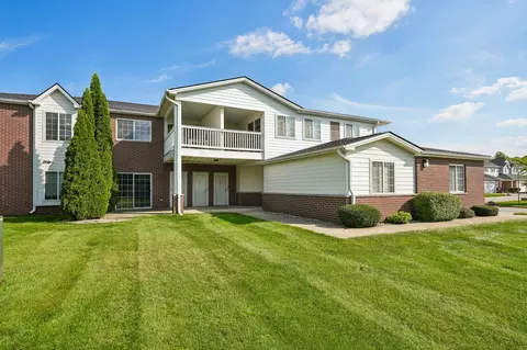 835 Lannon #1202, Mount Pleasant, WI 53406