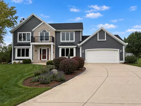 13320 W Crestwood, New Berlin, WI 53151