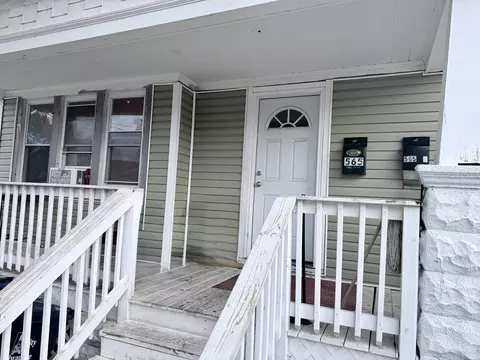 565 W Rogers, Milwaukee, WI 53204