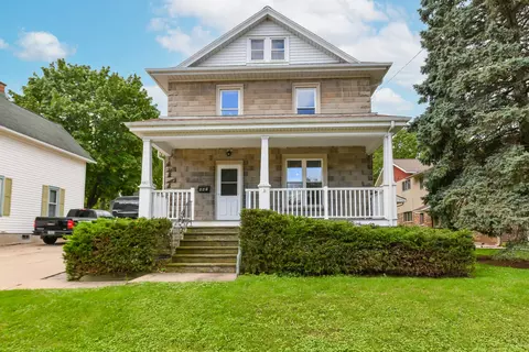 441 W Chestnut, Burlington, WI 53105