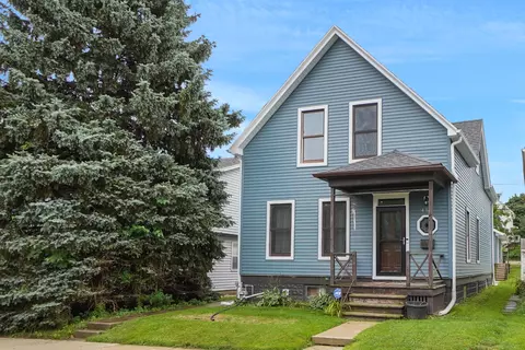 417 Michigan, South Milwaukee, WI 53172