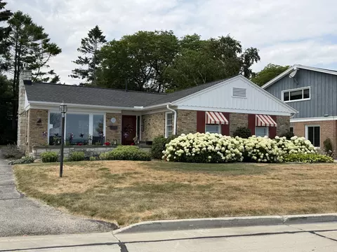 2822 Michigan, Racine, WI 53402