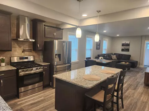 2540 N Booth, Milwaukee, WI 53212