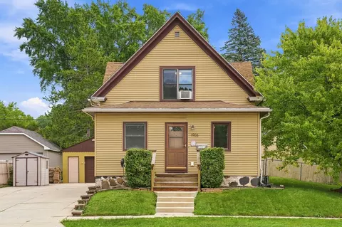 1903 Salisbury, West Bend, WI 53090