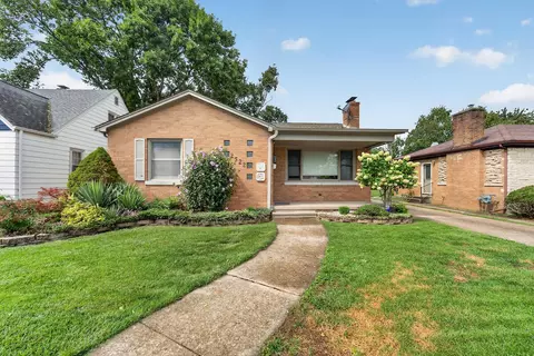 2522 Buchanan, Kenosha, WI 53143