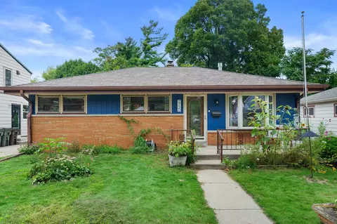 2720 Elizabeth, Saint Francis, WI 53235