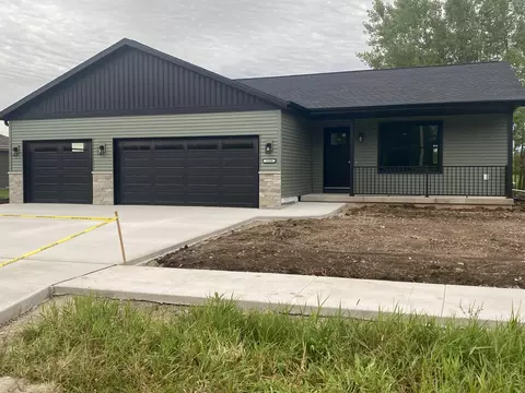 1519 Alpine, North Fond Du Lac, WI 54937