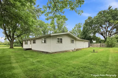 11811 304th, Trevor, WI 53179