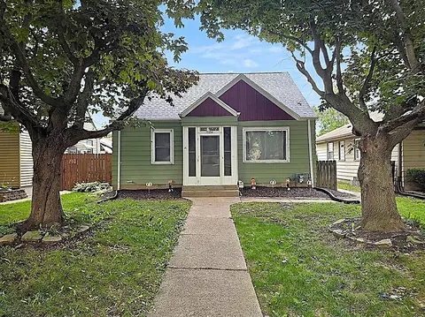 3136 N 77th, Milwaukee, WI 53222