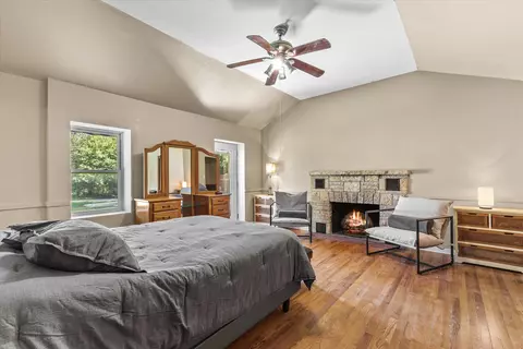 7118 N Lannon, Lannon, WI 53046
