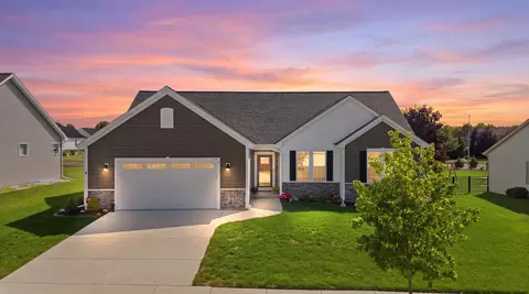 1017 Durango, Hartford, WI 53027