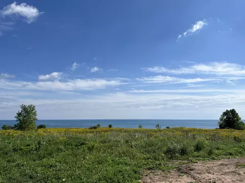 1190 Shieling #LT 7, Port Washington, WI 53074