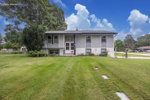 3008 Sunrise, Hubertus, WI 53033