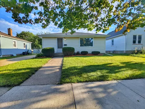 1807 28th, Kenosha, WI 53140