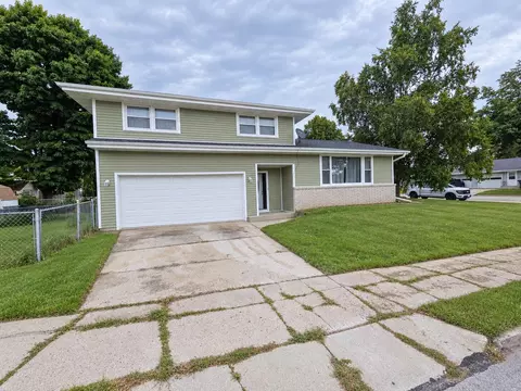 1014 Washington, Sheboygan, WI 53081