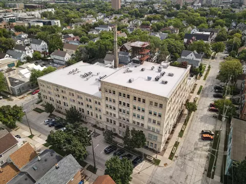 View/Area - 904 E Pearson #401, Milwaukee, WI 53202 photo 2 of 3