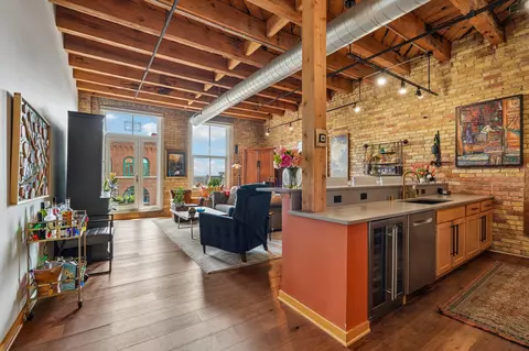 191 N Broadway #508, Milwaukee, WI 53202