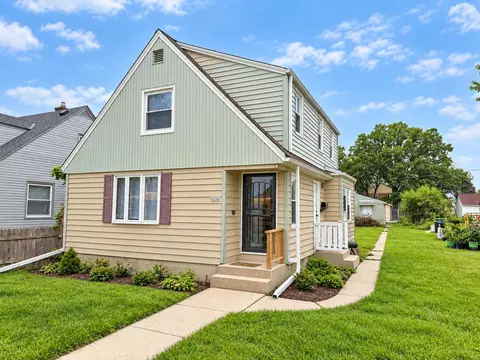 4226 Courtland, Milwaukee, WI 53209