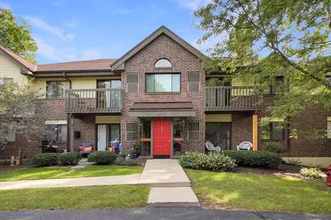 405 N Main #E, Thiensville, WI 53092