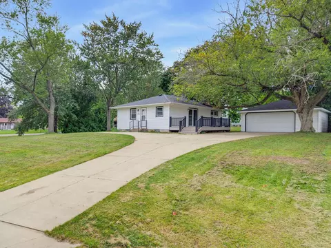 n65w14104 Hazel K, Menomonee Falls, WI 53051