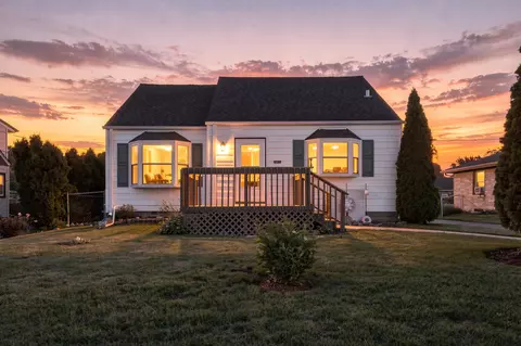 3544 S 49th, Greenfield, WI 53220