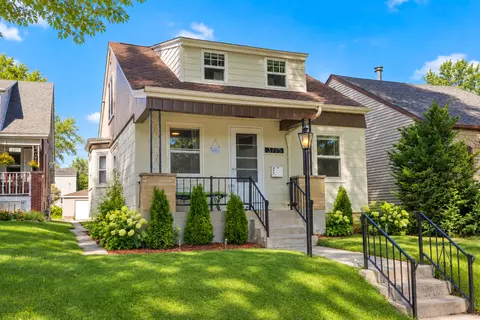 3775 S Rutland, Saint Francis, WI 53235