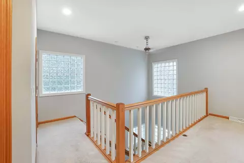 Entry Way - 805 E Pearson, Milwaukee, WI 53202 photo 2 of 3