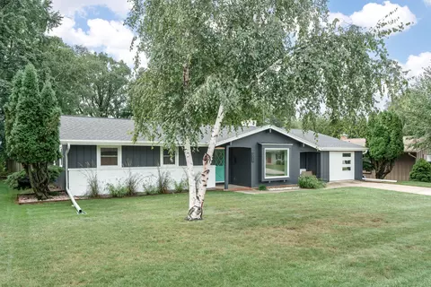 225 Crestwood, Sheboygan Falls, WI 53085
