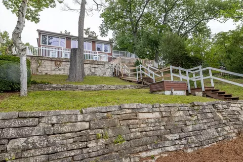 n52w34241 Gietzen, Oconomowoc, WI 53069