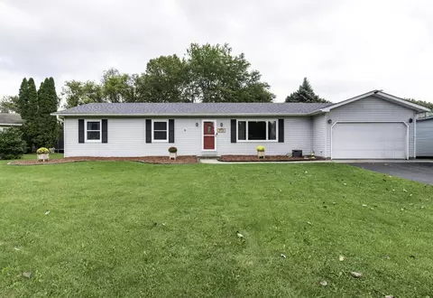 713 Eisenhower, Twin Lakes, WI 53181