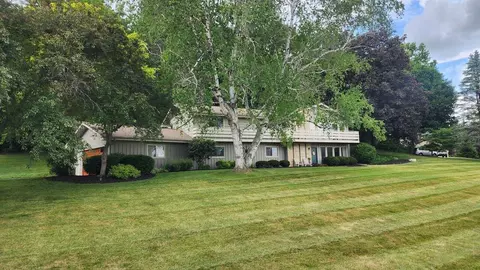 w290s2811 Carmarthen, Genesee, WI 53188