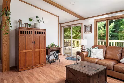 Living - 14882 Ash Rdg, Forest, WI 54664 photo 2 of 4